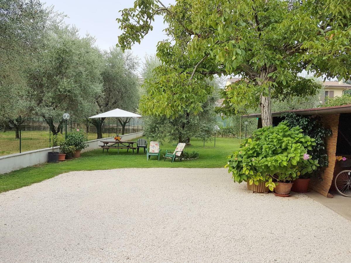 Апартаменты A Casa Di Clementina Раффа Экстерьер фото